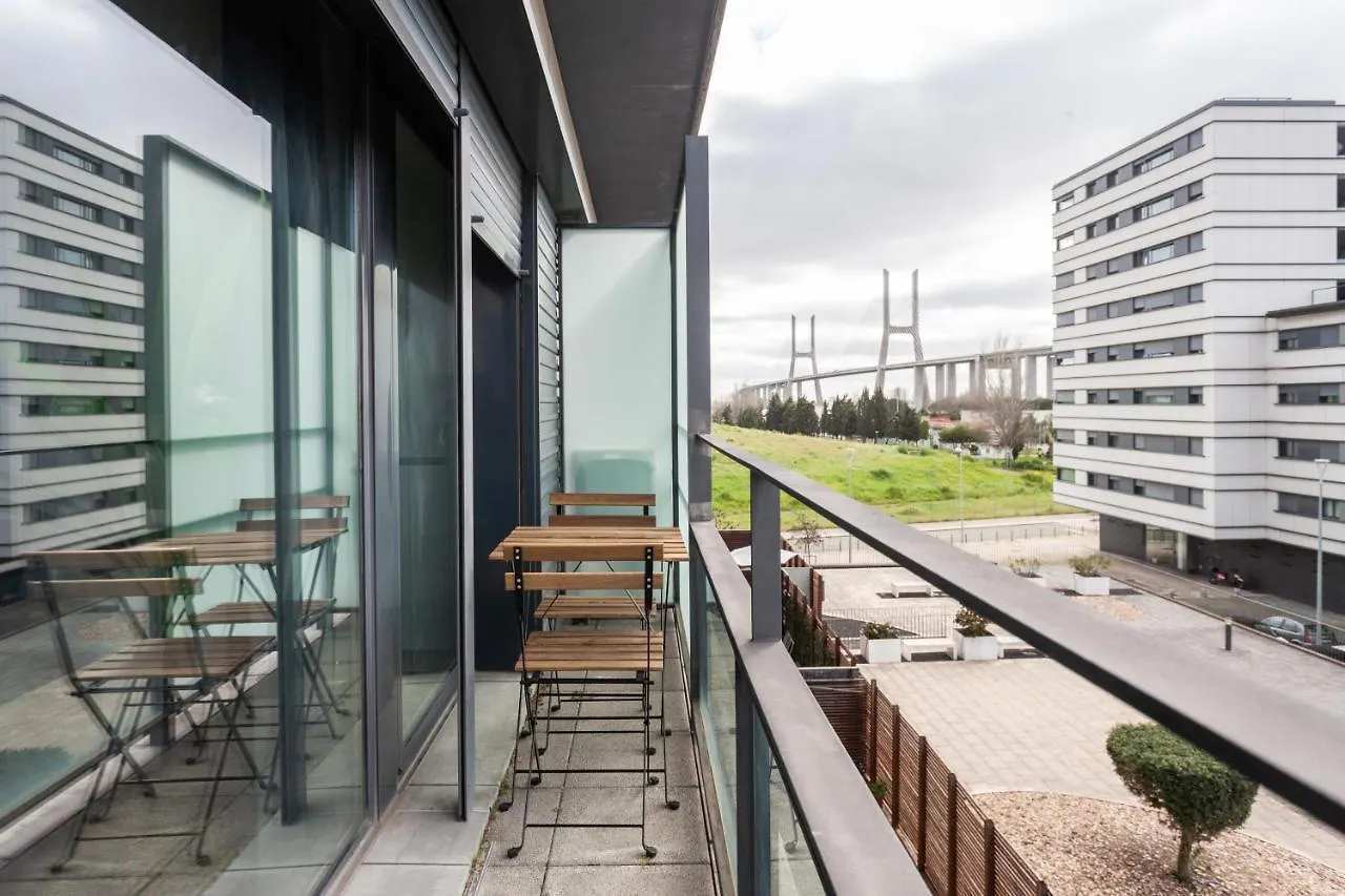 Flh Expo Modern Flat With Balcony Apartment Lisbon